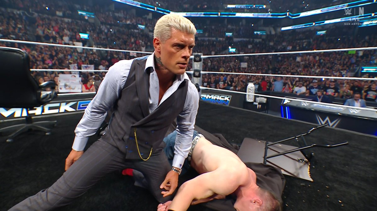 UniversCatch's tweet image. Ce Cody Rhodes là c'est avec plaisir hein.
#SmackDown