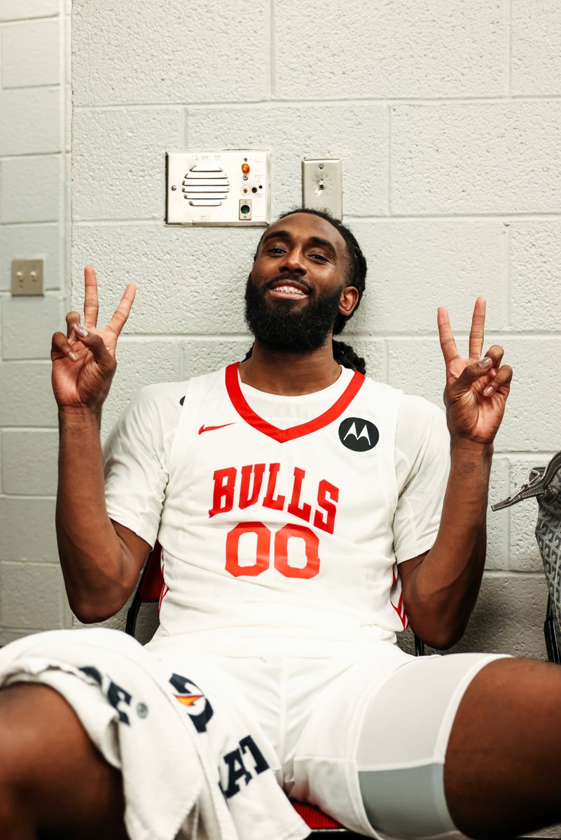 chicagobulls's tweet image. Finished Summer League with 3 straight wins ๐ฅ
โ๏ธ out, Vegas.