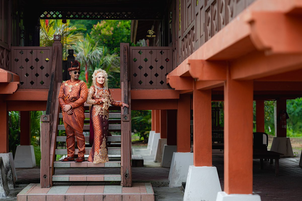 Atheefique's tweet photo. Fatin + Syazwan..
Outdoor photo at Muzium Rembau, Negeri Sembilan.. https://t.co/yujUJXssac