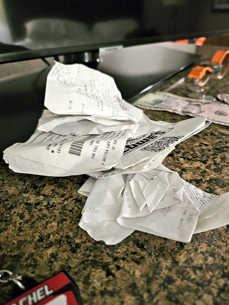 NewEnglandCryp1's tweet image. Money may not buy happiness.. but you sure as shit can't start an IRL business without it!
We have been building this week!
This is my favorite week I've ever had in my multi-cycle Crypto Mining Journey
We are building something fun, something special, something with value!