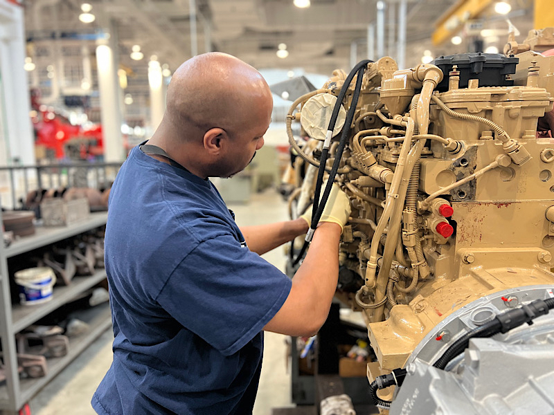 wmata's tweet image. Calling all bus mechanics! 🚌 We’re expanding our fleet maintenance workforce! Apply for the Automotive Service Technician role which may include a signing bonus of up to $7K. Applicants may qualify for our next hiring event— with on-site interviews! ➡️: wmata.com/about/news/Met…