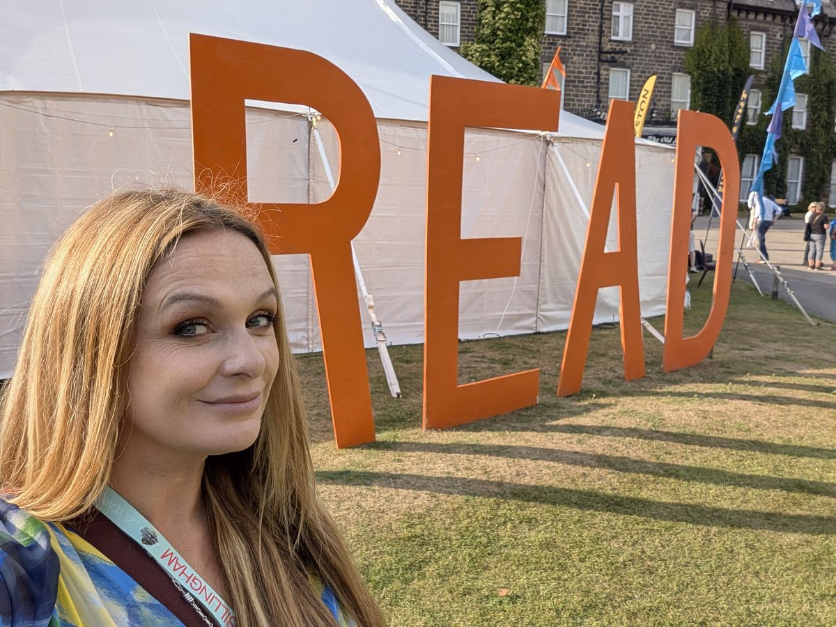 callytaylor's tweet image. Day 2 of #TheakstonsCrime done ✅
A scorcher of a day but so much fun.