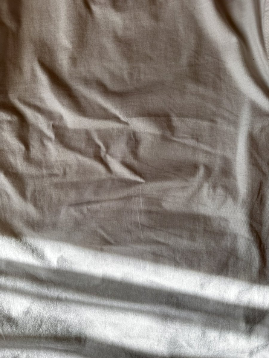 fullacc's tweet photo. @thenorthfacecl asi deja mi ropa el forro la casaca que compré, reclame al @GrupoOxo,  hicieron las pruebas pasando 1 tela de algodón y dedujeron  que no era falla de material, por lo cual me devolvierian  mi casaca Circaloft en mi domicilio,  llegando una casaca d otra persona… https://t.co/Fz1fq6HmKe