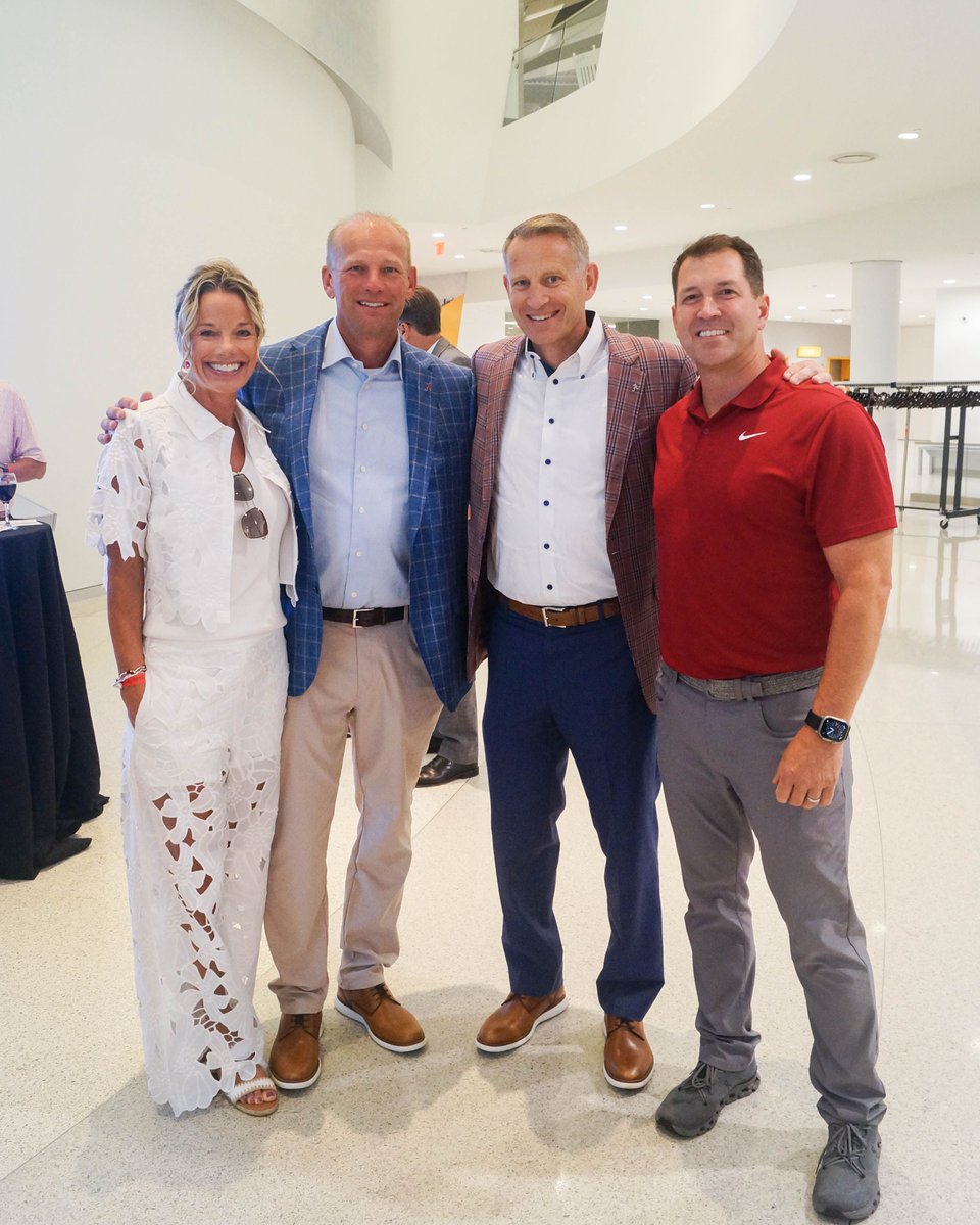 UAAlumniAssoc's tweet image. The Tide rolled into Charlotte this week! #TideOnTour featured a Q&A with Coach Deboer, Coach Oats and Crimson Tide student athletes. It was a night full of Bama pride. 🐘❤️ Don’t miss the next stop as the tour rolls on to New York City next week!