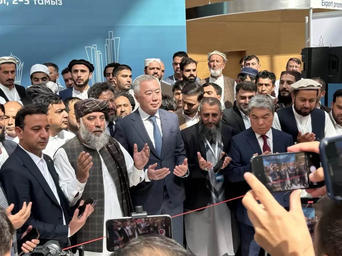 Serik #Zhumangarin, a proud friend of the #Taliban, said: "Taxes are like a seatbelt." But in #Kazakhstan, the belt is on the people’s neck — and the “safety” is only for the regime’s loyalists.