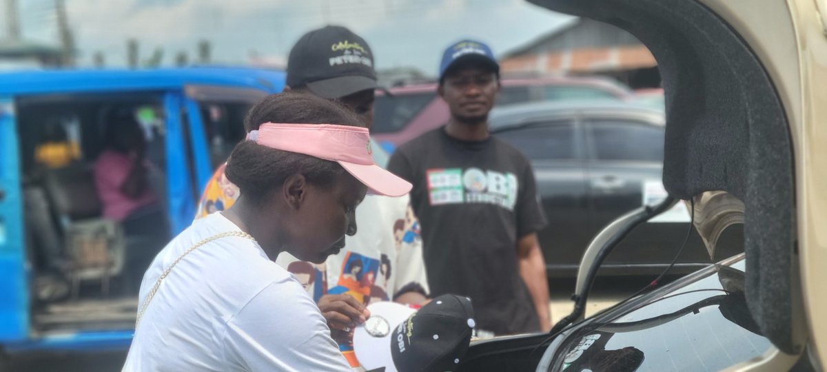 iam_chimenem's tweet photo. OBIDIENT MOVEMENT RIVERS STATE CAMPUS TOUR WAS CRAZY.

We've been outside since Wednesday celebrating and giving back to the community in honour of our Principal H.E Sir. @PeterObi

#PeterObi64
#PeterObIsComing
#PeterObiOrNothing https://t.co/iSQRUdHvRP