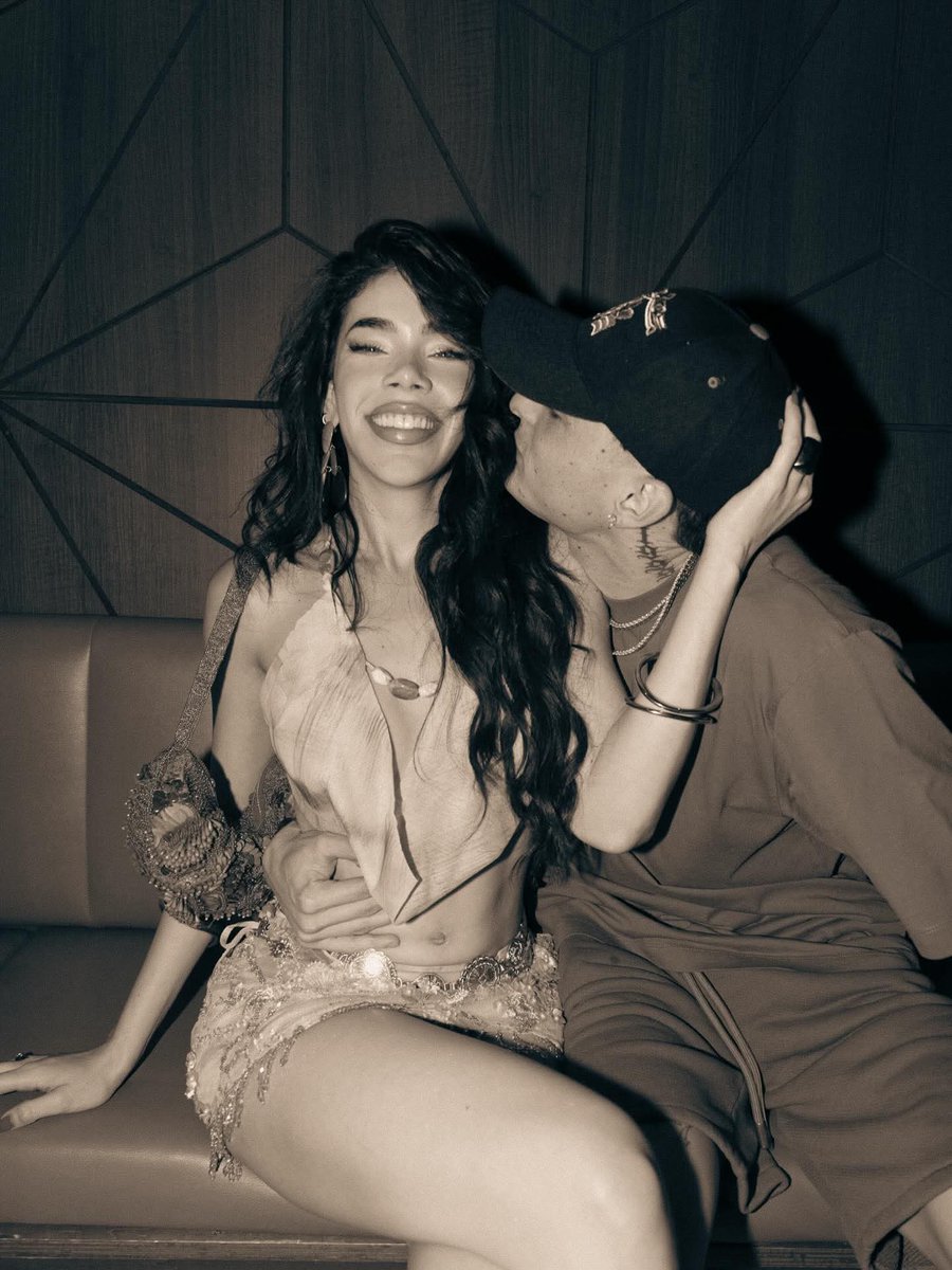 📸 😍 PesoPluma &amp; Kenia Os