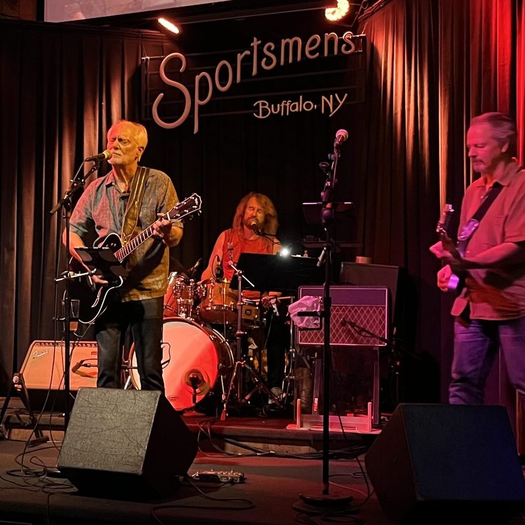 ipostnews's tweet image. Tickets are going fast for our annual benefit concert at Sportsmen's Tavern — now less than two weeks away.
Get yours today before we sell out. Come out for a night of good music, good beer and the best investigative reporting in Buffalo.
secure.qgiv.com/for/investigat…