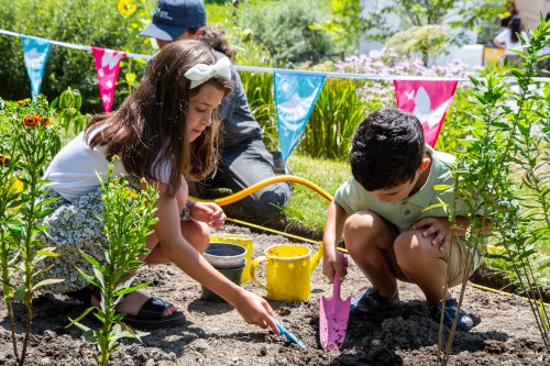 themontrealer's tweet image. Celebrate the winged heroes of nature at the Pollinator Insects Festival!🐝
🦋The family-friendly event features a host of activities designed by the Insectarium’s expert team.
👉Learn more about this free event: themontrealeronline.com/we39
#Montreal #pollinators @EspacePourLaVie