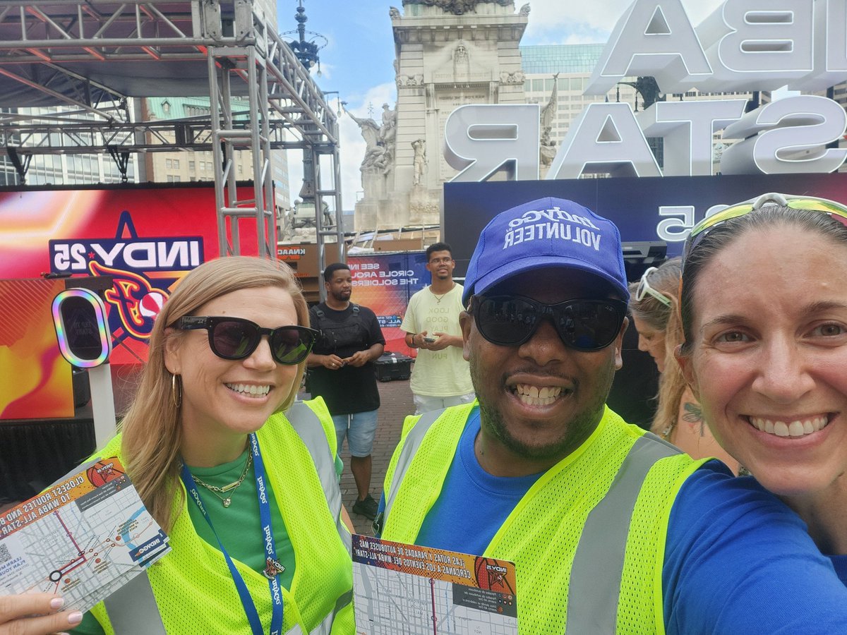 camhardy513's tweet image. I had a blast volunteering with @IndyGoBus for the WNBA all-star weekend! #RideTheBus