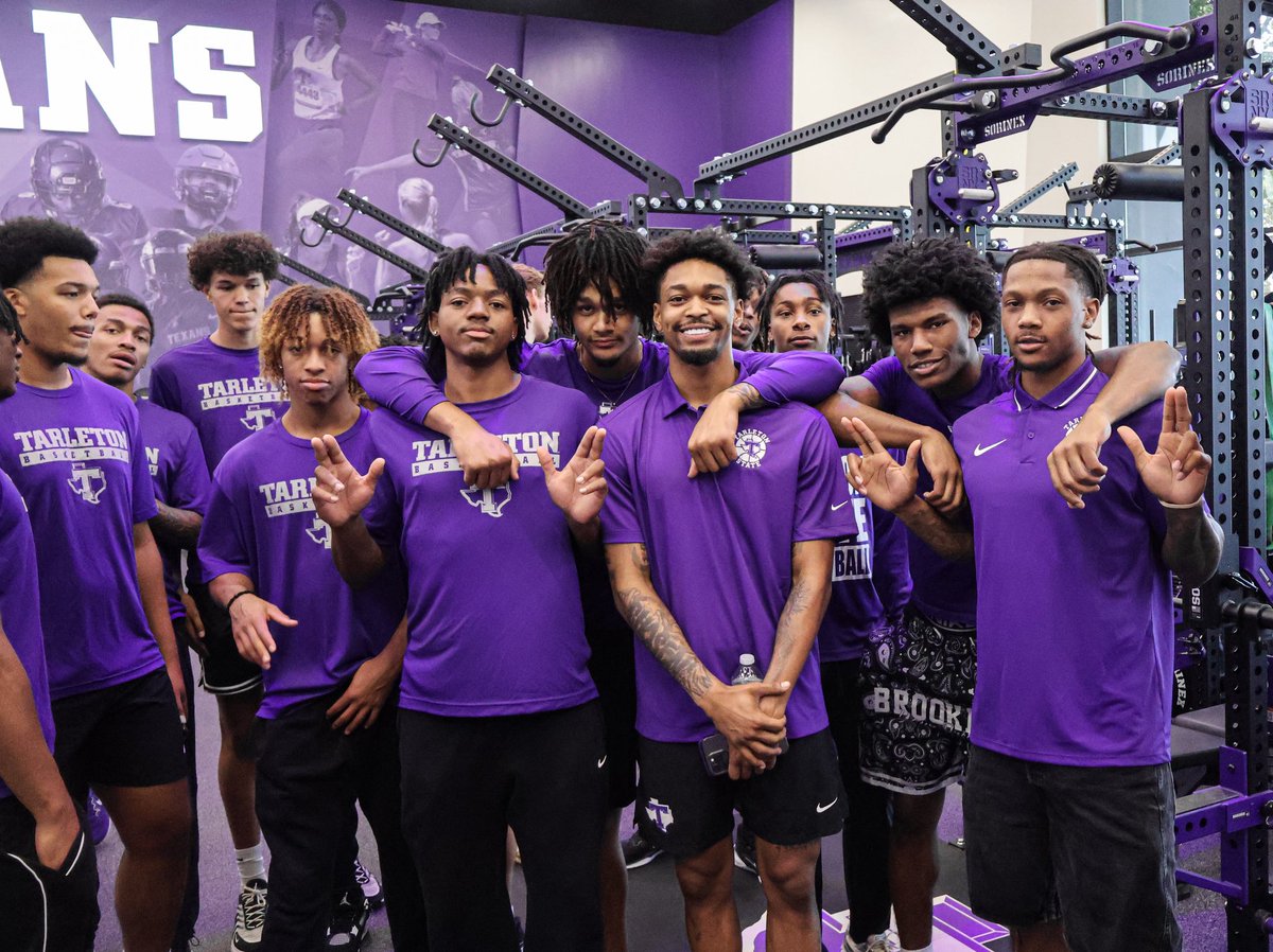 TarletonMBB's tweet image. Proud to be a part of another growth on campus! We enjoyed being a part of today’s grand opening 🤠