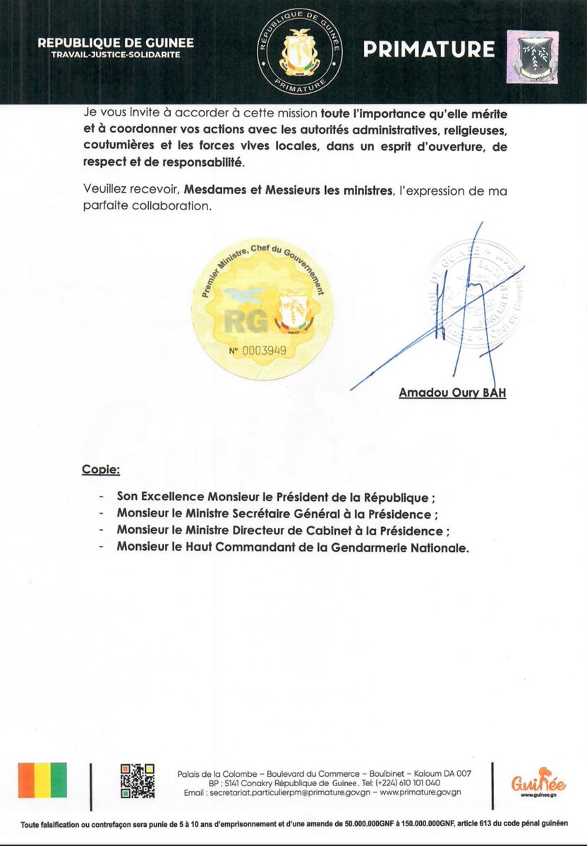FacelyKonate1's tweet image. #Guinée | Des membres du Gouvernement sont déployés dans les régions administratives pour vulgariser le projet de nouvelle Constitution.⤵️