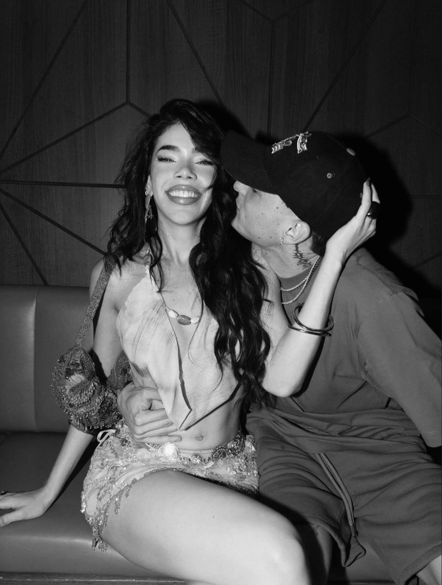 adoro verla feliz, vean esa sonrisa 🥹