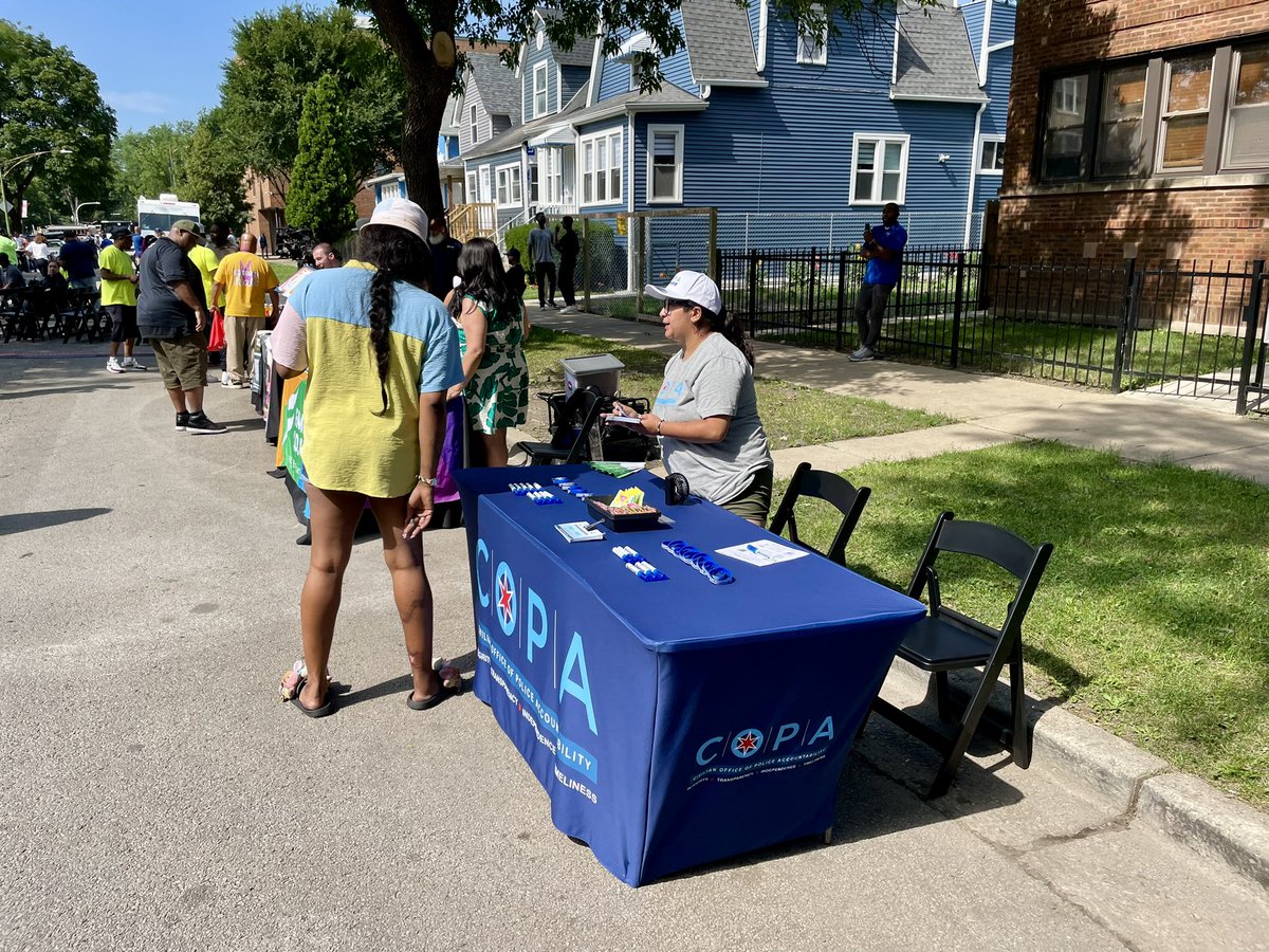 ChicagoCOPA's tweet image. Today, COPA attended the @ChicagosMayor Take Back the Block activation in the Austin community. City agencies were on hand to support in resident requests, there was food, giveaways, & activities. COPA was informing on our role in police accountability. #COPAInTheCommunity