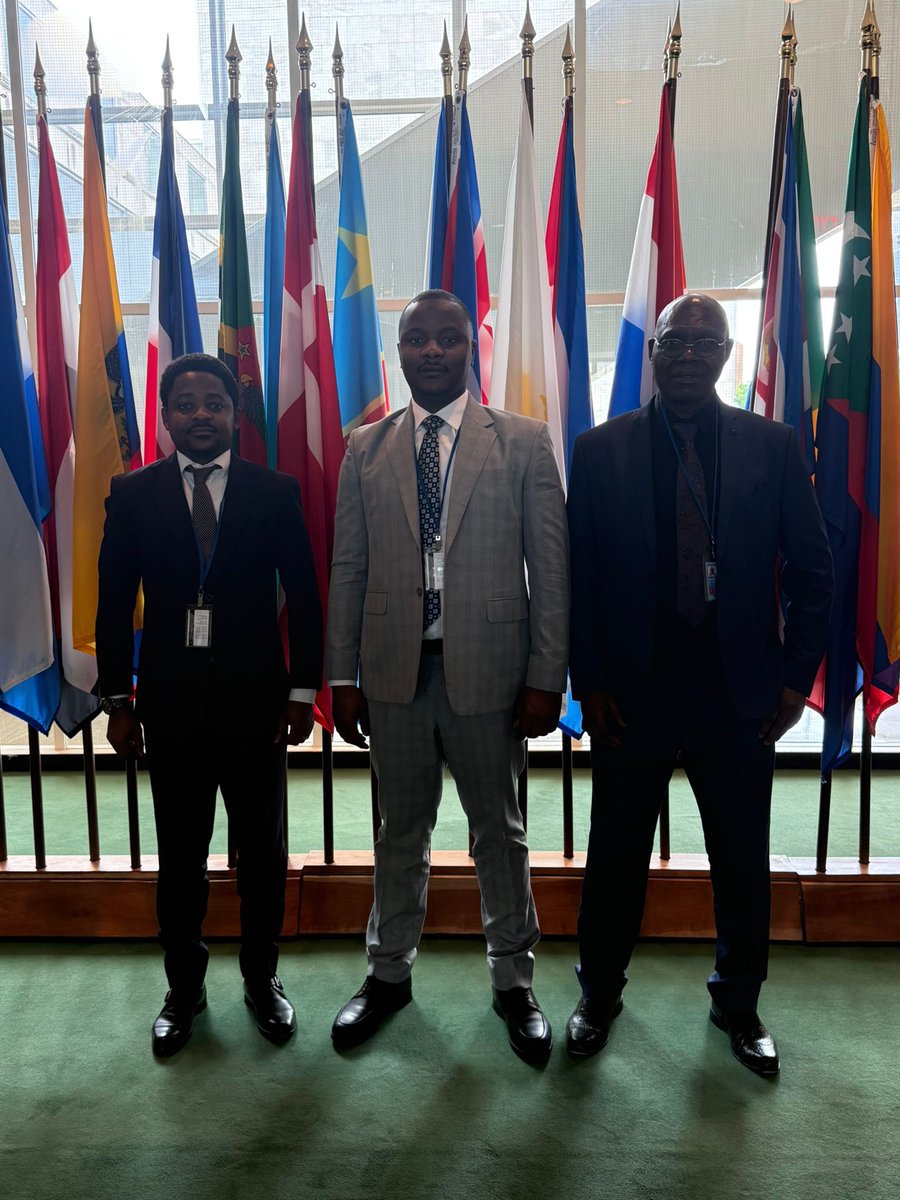 OCDDRDC's tweet photo. L’Observatoire Congolais du Développement Durable (OCDD) participe activement au Forum Politique de Haut Niveau sur le développement durable de 2025. Outre le segment ministériel qui va débuter le lundi 21 juillet, avec la participation de SEM le VPM @guylainnyembo_ , ce forum comprend aussi la présentation des Examens nationaux volontaires sur la mise en œuvre des ODD (VNR) de plus de 30 pays. L’objectif étant le partage d’expériences sur les actions accélératrices des ODD.

Pour cette année 2025, les travaux tournent au tour du thème : « Promouvoir des solutions durables, inclusives, fondées sur la science et les preuves pour le Programme de développement durable à l'horizon 2030 et ses Objectifs de développement durable afin de ne laisser personne de côté ».

Commencé le 14 juillet en cours, ces travaux prendront fin le 24 juillet 2025.
