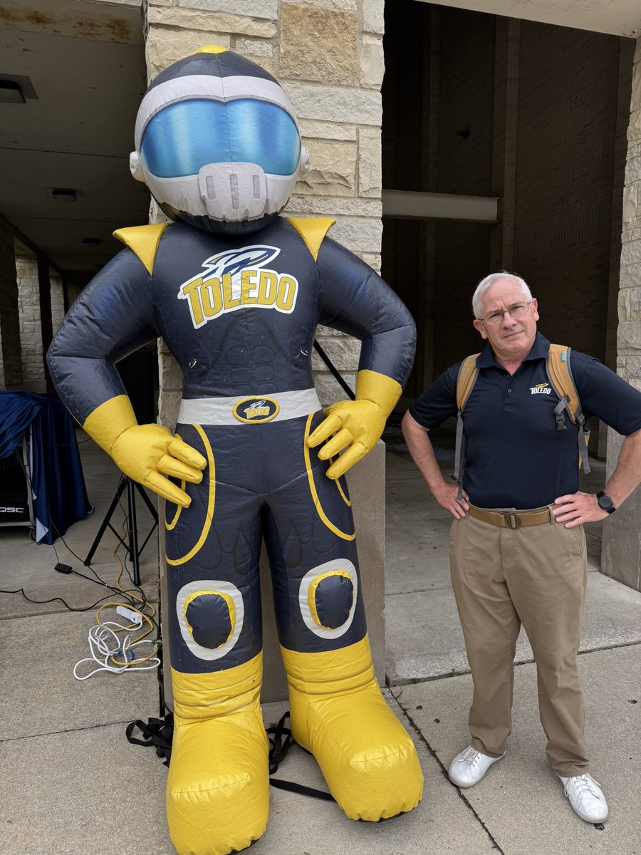 James Paul Holloway tweet media