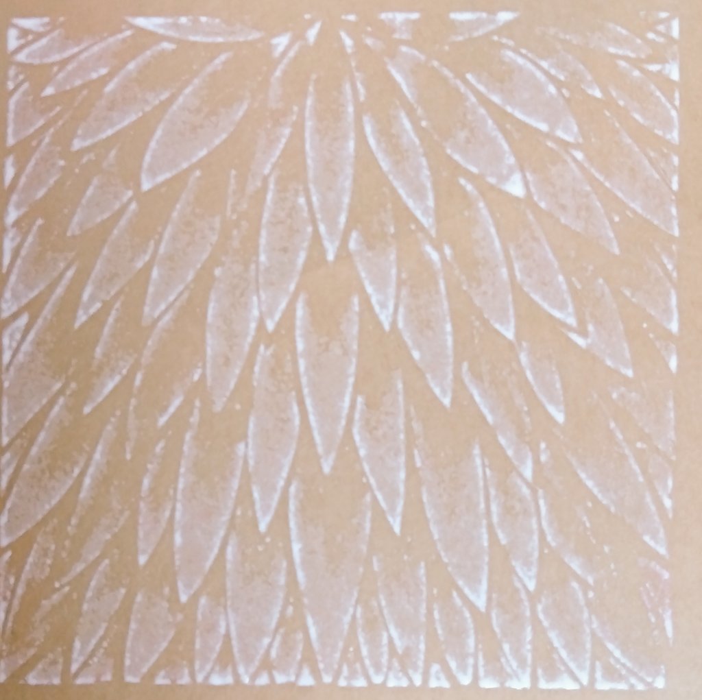 Kachi_ps's tweet image. おはようございます
クレパスでスクリーンを塞ぐ作業
2回して、白を刷りました
左上下 1回目のクレパス塞ぎと
試し刷り
右上下 2回目のクレパス塞ぎと
試し刷り
#ペーパースクリーン版画
#富士山
#サクラクレパス
@1921_SAKURA