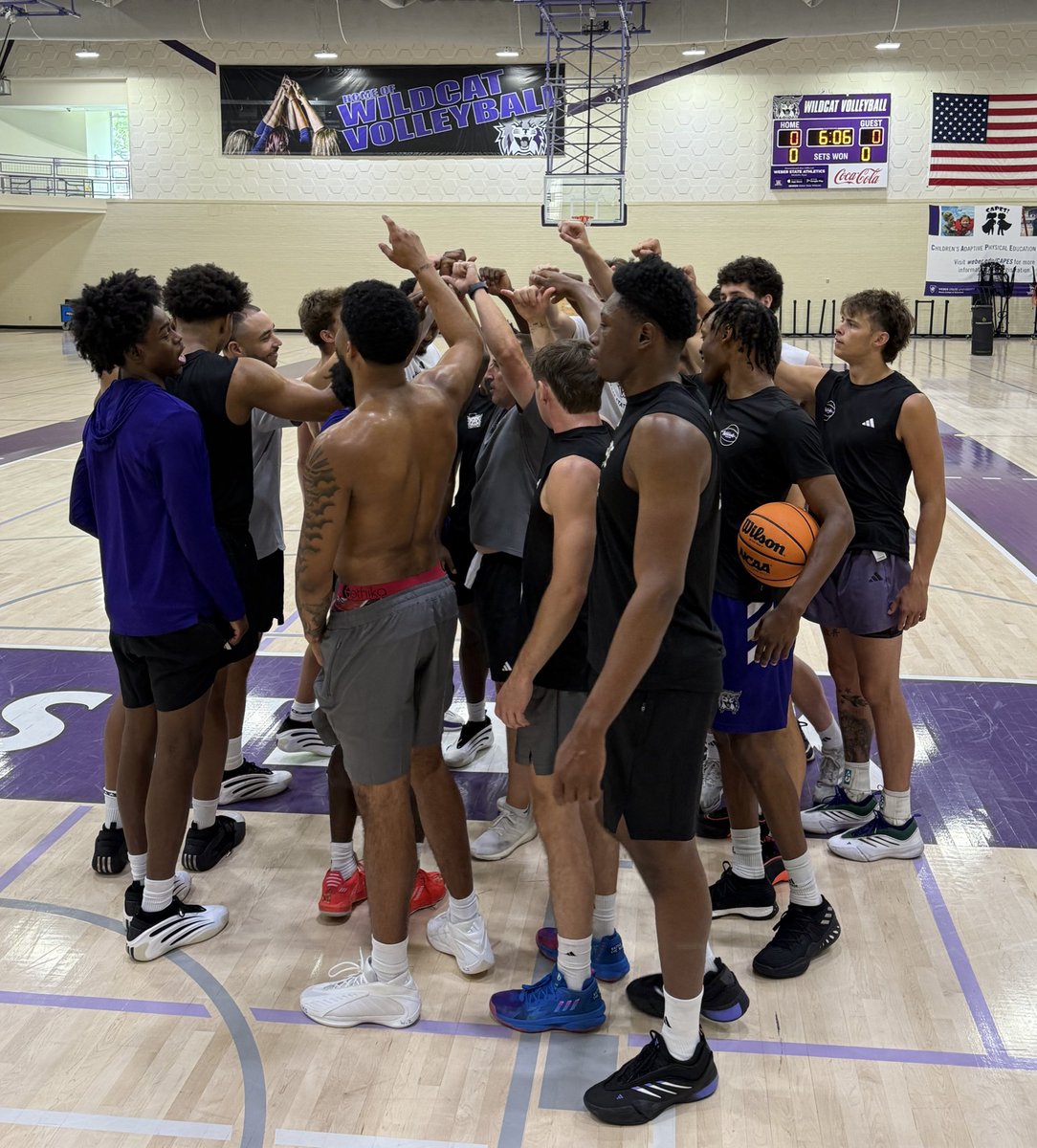 WeberStateMBB's tweet image. Finishing up another week of summer 🏀