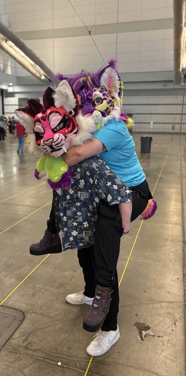 theonlyrobottic.bsky.social (@theonlyrobottic) on Twitter photo Missing being a big kitty with my big kitty friends this #FursuitsFriday
-
🪡 <a href="/TheBeastcub/">TheBeastcub</a>
💖 <a href="/SADSUMA_/">🌊 sadsuma.bsky.social 🔜 PCD 🪸</a> Missing being a big kitty with my big kitty friends this #FursuitsFriday
-
🪡 <a href="/TheBeastcub/">TheBeastcub</a>
💖 <a href="/SADSUMA_/">🌊 sadsuma.bsky.social 🔜 PCD 🪸</a>