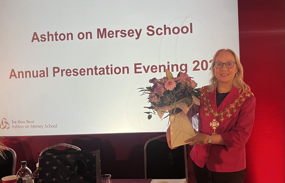 Jane_Brophy's tweet image. A great experience to meet everyone at the Ashton on Mersey School Annual Presentation Evening at Manchester United Football Club. @DT_AoMSchool @SaleSharksRugby @ManUtd