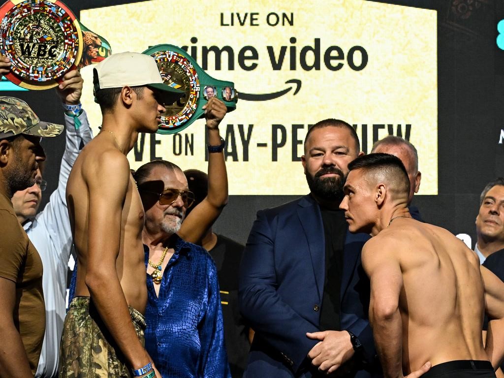 codecombatau's tweet image. This weekend’s card in Las Vegas has been rocked by a medical emergency just one day before the action starts as Tim Tszyu eyes boxing history. 

SEE THE TALE OF THE TAPE.

✍ @1bbradfo 

▶ bit.ly/3IyQXoJ