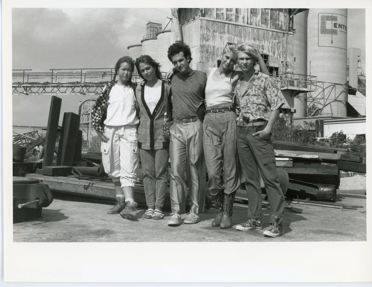 YeardleySmith's tweet image. Favorites, tomorrow is the big 4-0. Any guesses on what weβre celebrating?? π€π΅π