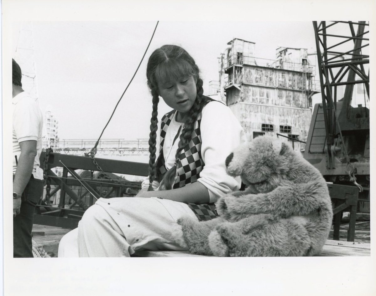YeardleySmith's tweet image. Favorites, tomorrow is the big 4-0. Any guesses on what weβre celebrating?? π€π΅π