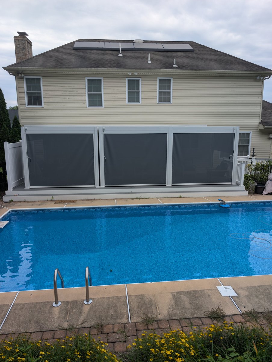 Got the screens installed today. This is my poor man's version of a screened in porch 😂