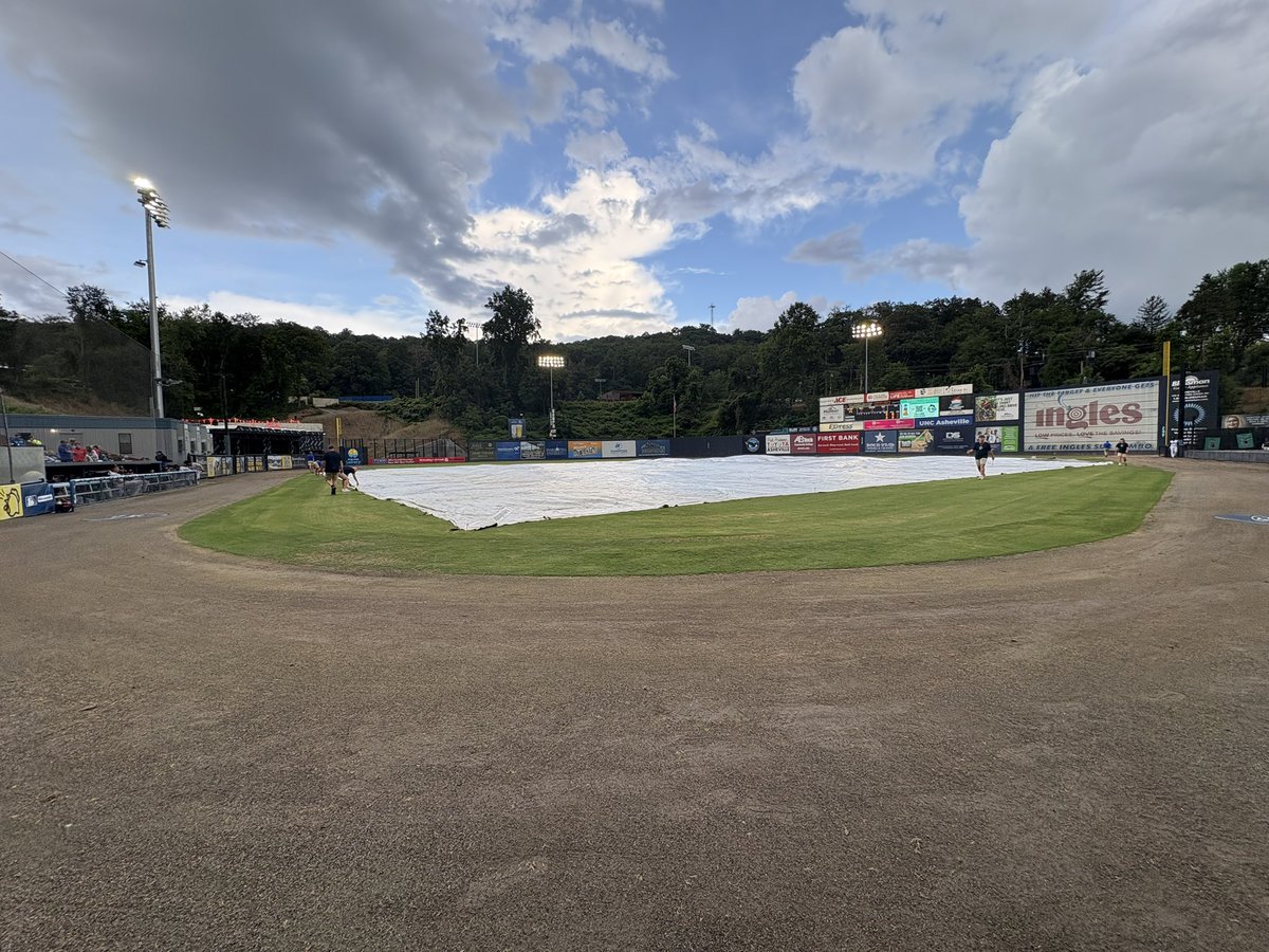 Asheville Tourists tweet media