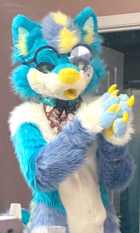 dork doggo tweet media