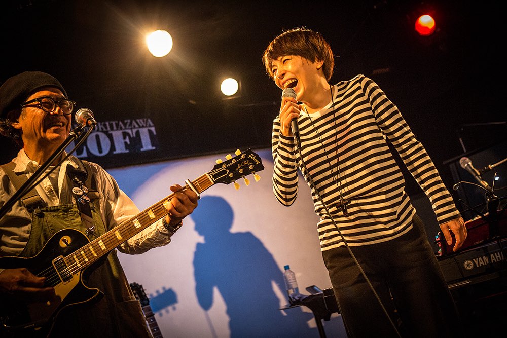 ワンマンショー本日です！

準備は整いました
梅雨も明けたようです
ご来場の皆様、お暑い中お気をつけてお越しください
両手を広げて満面の笑みでお待ちしています
皆様に楽しんでいただけるよう
私も全力で楽しみます

感謝

#バーゲンズ
#下北沢LOFT
#ワンマンショー
#スペシャルゲスト山中綾華