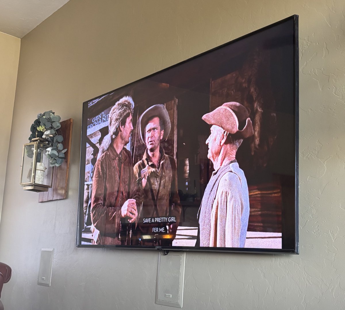 HollandGreig's tweet image. If you haven’t seen the 1955 film Davy Crockett: King of the Wild Frontier, you are really missing out