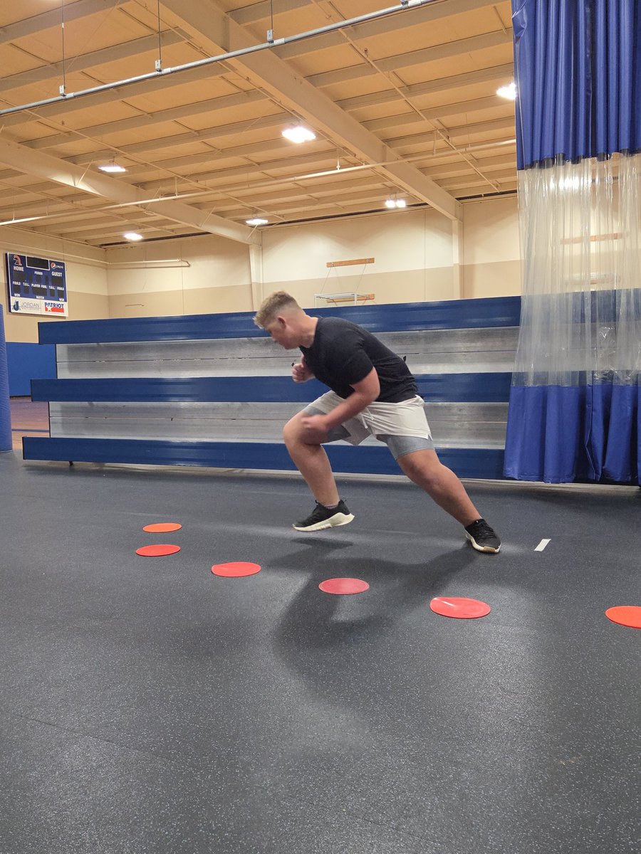 Putting in work on my run blocking — every rep, every step, getting nastier in the trenches. 💪🏽🏈 #OlineGrind #TrenchWork #RunGameStrong #8thgradefootball