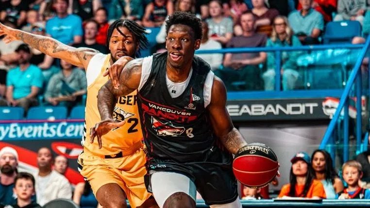 SleeperNets's tweet image. Nets lead the sixers 44-43 at half
Tyrese Samuel so far:
14 PTS
5 REB
6/6 FG (!!)
1/1 3PM