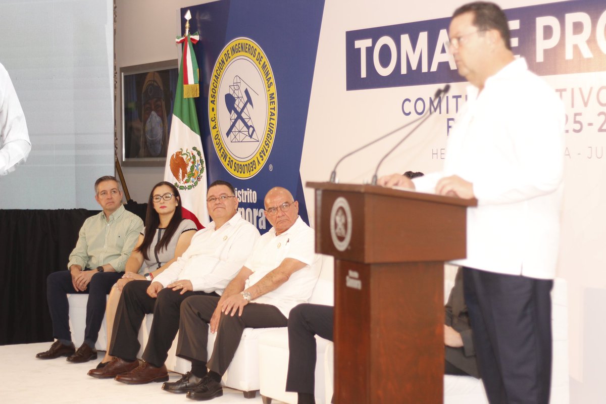 Omar Del Valle Colosio tweet media