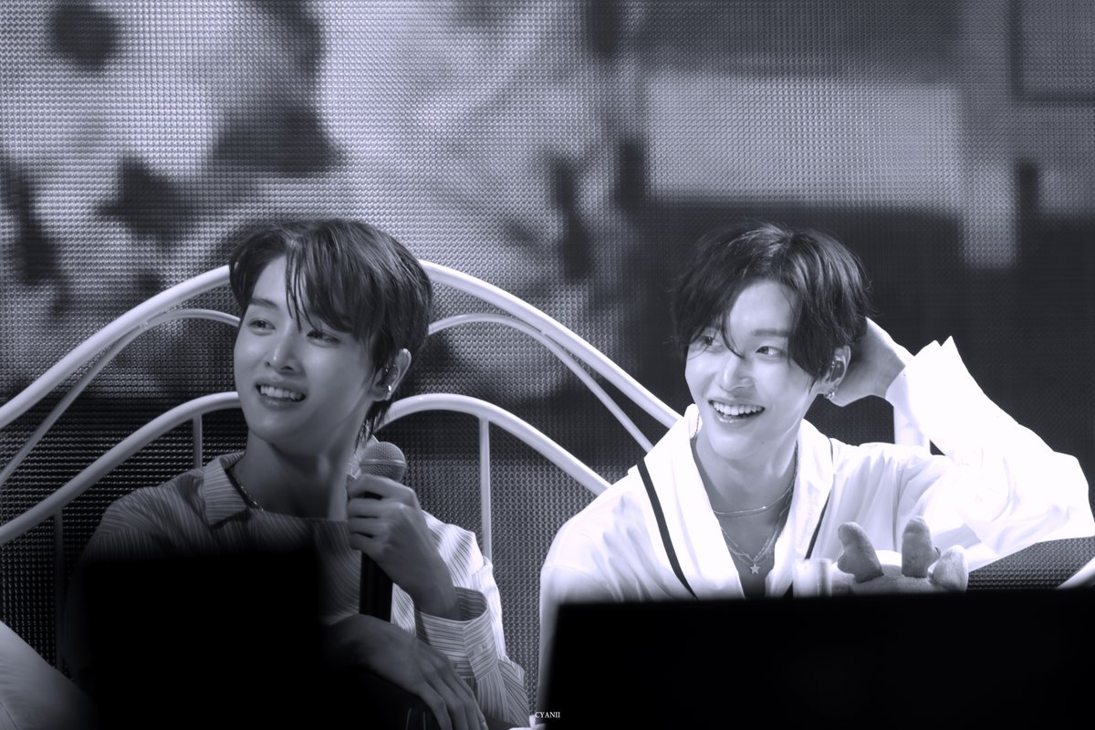 CYANII_SC's tweet image. 250704 RIIZING LOUD DAY1
#RIIZE #λΌμ΄μ¦
#SUNGCHAN #γ½γ³γγ£γ³ #μ±μ°¬
#WONBIN #γ¦γ©γ³γγ³ #μλΉ