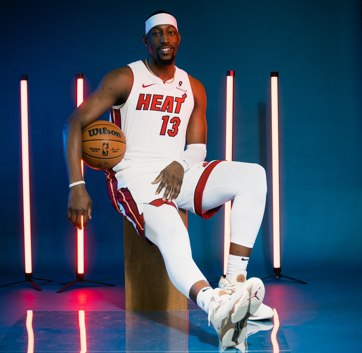 HeatNationCom's tweet image. Happy 28th birthday to this legend right here
🔥 3x All-Star
🔥 5x All-Defense
🔥 2x Gold Medalist
🔥 Youngest Heat All-Star
