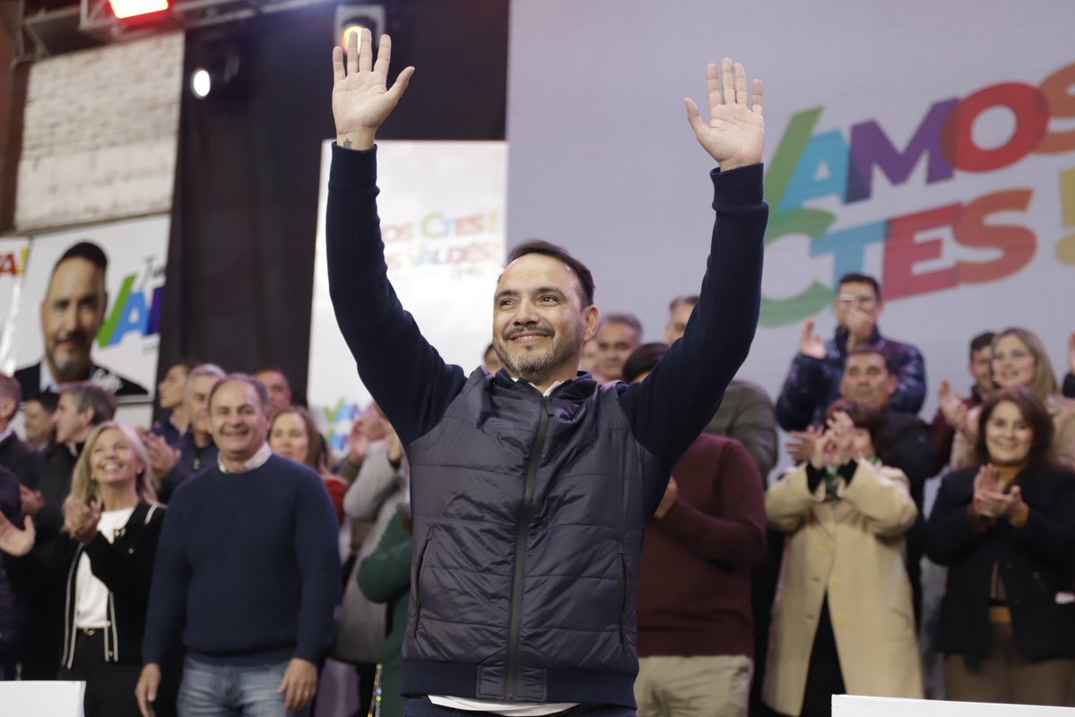 JPValdesok's tweet image. Arrancó la aventura 😎🚀 En la región Río Santa Lucía, el calor de su gente fue inmenso. Es la esperanza y las ganas de construir futuro juntos lo que nos mueve ¿seguimos? 😉. #VamosCtes!