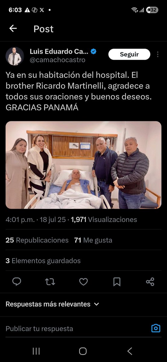 BarriosDurospty's tweet photo. Exmandatario @rmartinelli junto a copartidarios de @somosrmpa y abogados, tras cirugía de hernia en clínica de Bogotá, Colombia. https://t.co/XZlpsjv88B