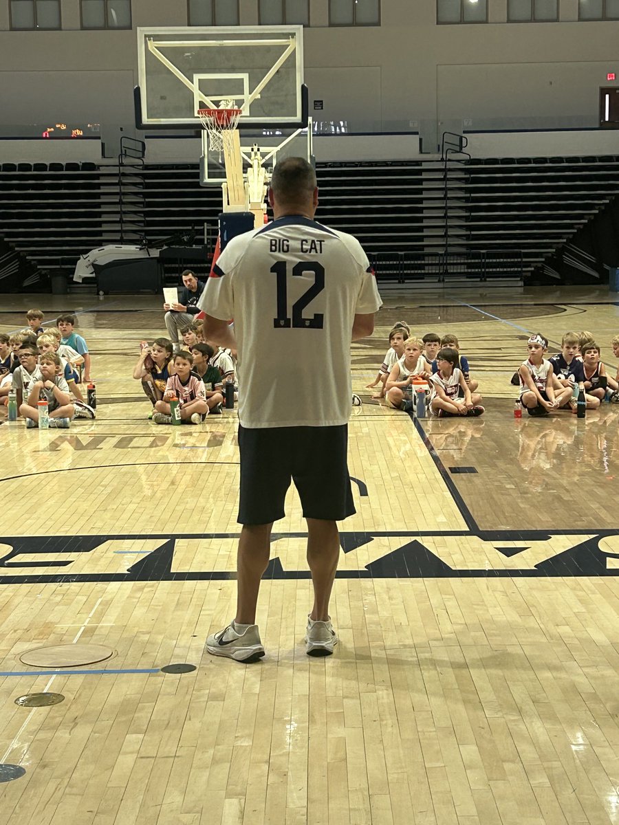 coachacuff's tweet image. Huge shoutout to Skip Wellborn for doing a fantastic job with the 2025 @SamfordMBB camps! We are thankful for you BIG CAT!! @skip12lmw is the best!!!