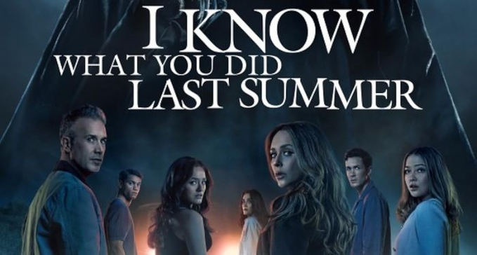 NotYerAvgChick's tweet image. .@ikwydlsmovie is in theaters now! Read my latest #moviereview for @StarryMag at starrymag.com/i-know-what-yo… to find out if you'll be hooked on this remake! #horrror #horrormovie #IKnowWhatYouDidLastSummer