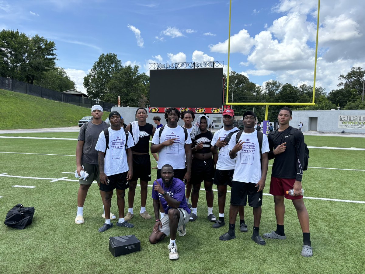 Thank you for having us! <a href="/UNAFootball/">North Alabama Football</a> 
<a href="/iamErvgotti_21/">Deeandre Ervin.</a> 

#MAXIMIZEIT