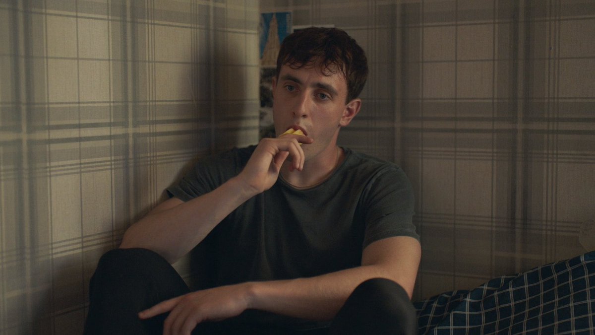 oneperfectscene's tweet image. normal people (2020)