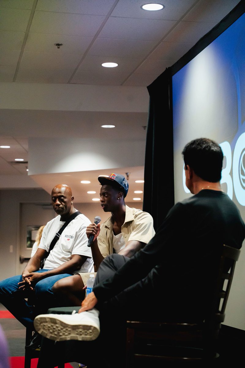 SportsBizClass's tweet image. One of the most exciting young athletes in the basketball scene, AJ Dybantsa, joined us at Sports Business Classroom ๐ฅ
A special moment hearing from a rising star already making waves both on and off the court. ๐
#SBC2025 #SportsBusinessClassroom #AJDybantsa #VSLTalent