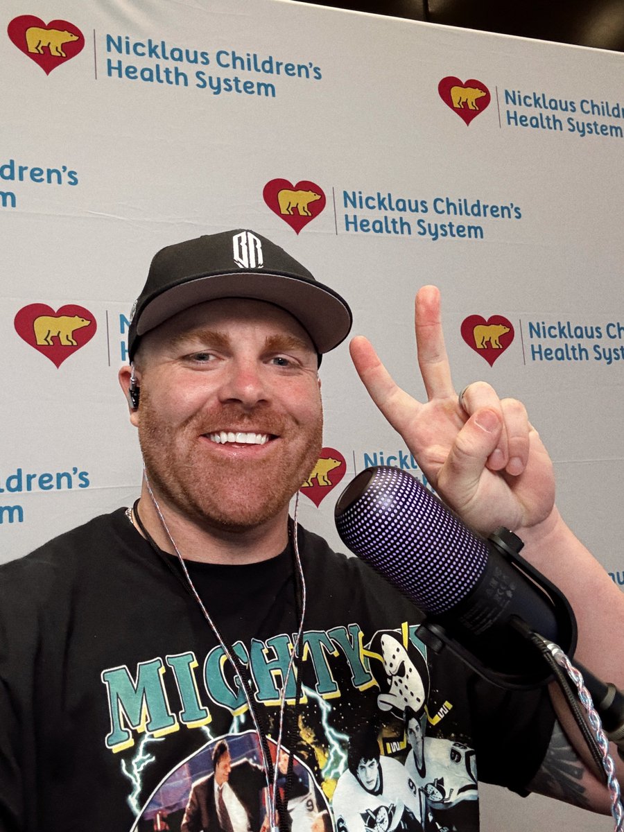 BigRobEnergy's tweet image. LIVE - Just chatting, playing games, & raising money for the local children’s hospital
Come through and say what uuuupp!!
🟣 Twitch.tv/BigRobEnergy
🟢 Kick.com/BigRobEnergy