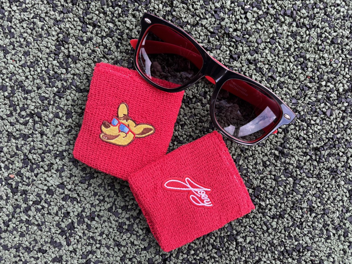 NuxhallMiracle's tweet image. You sweaty? We’re ready. 😎
Free Joey sweatbands and sunglasses while they last here on Joe Cool Night with our Therapeutic Recreation For The Disabled Inc. Adult League!