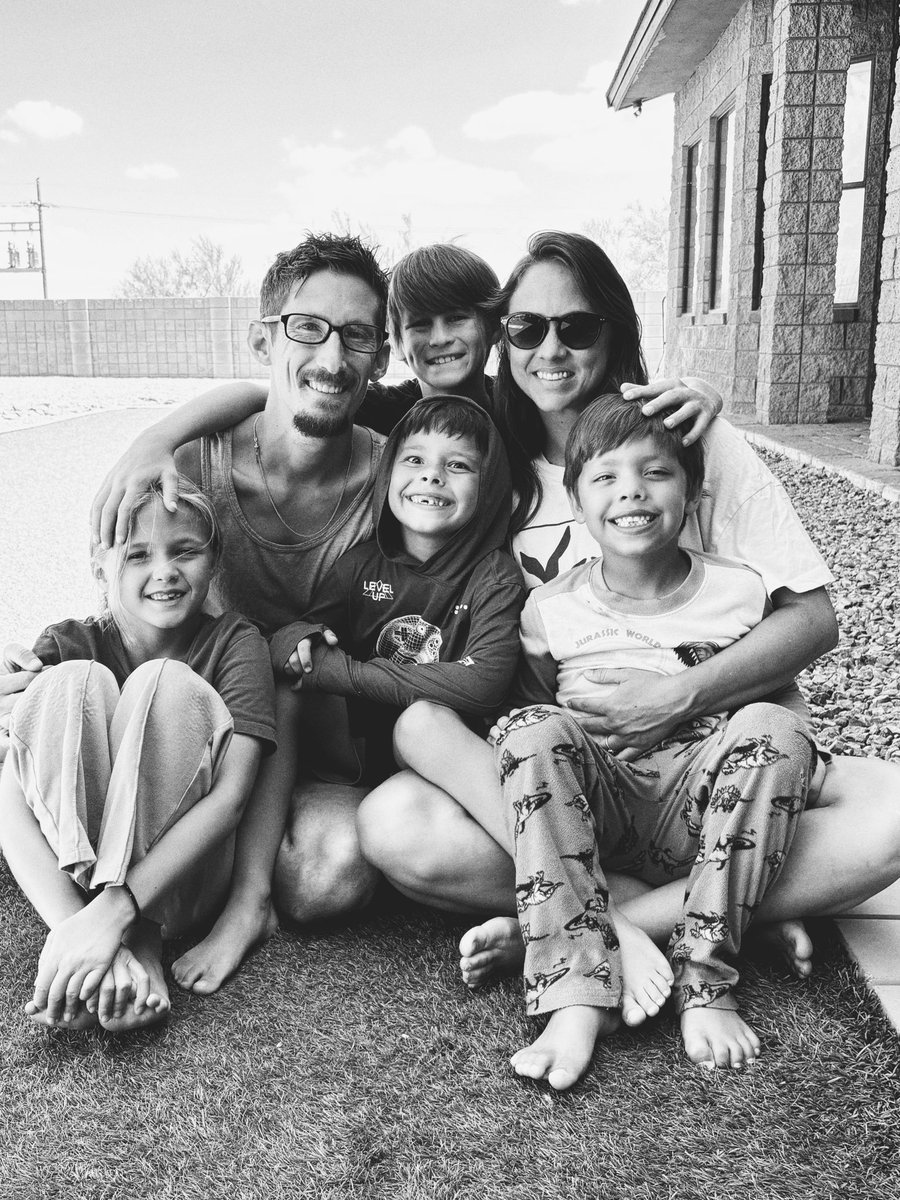 HollandGreig's tweet image. “What a precious gift is a family where love reigns, for it is a little heaven on earth, blessed by God’s own hand.” – Samuel Rutherford