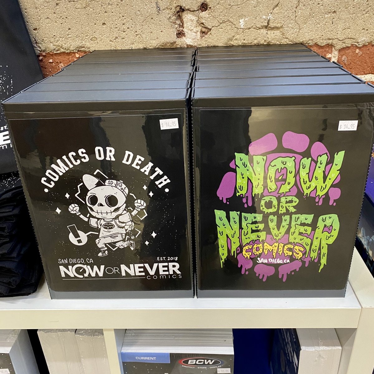 NowOrNeverComic's tweet image. COMICS OR DEATH 📚💀
Check out our rad new merch, all courtesy of the ridiculously cool @uppermindink.
Totes, hats, and folios are all in stock now!