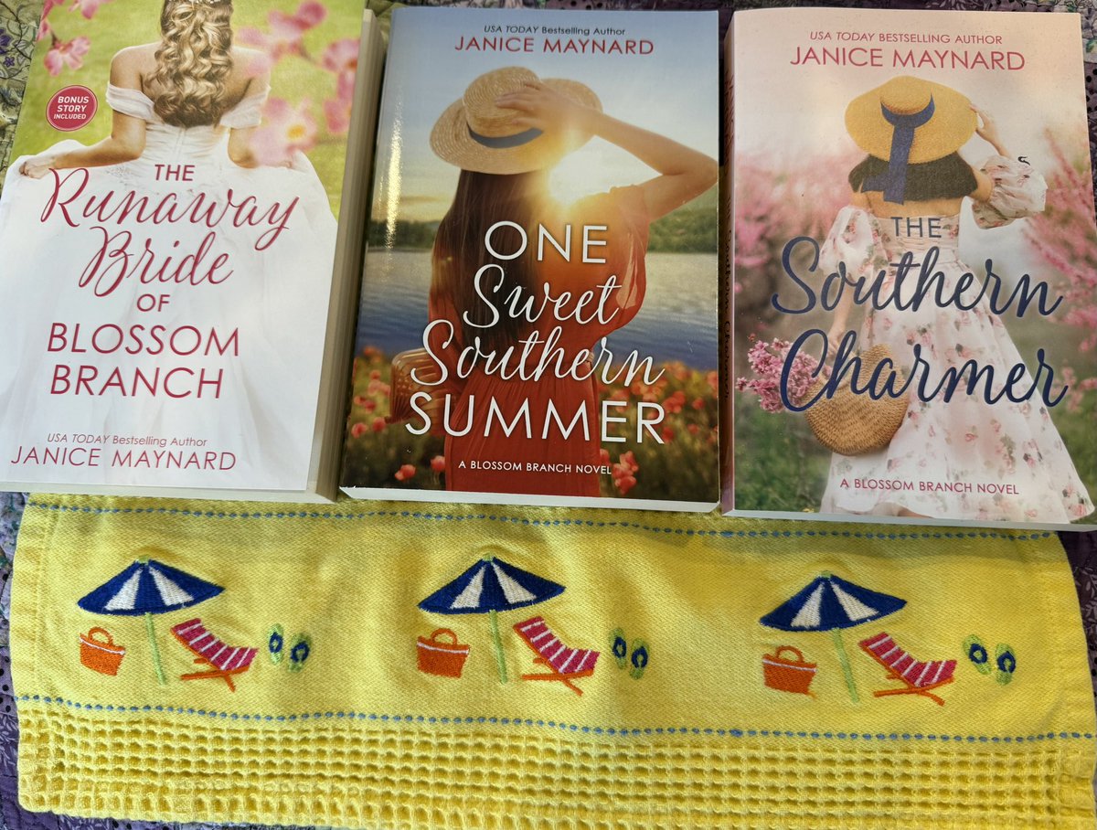 JaniceMaynard's tweet photo. @BNBuzz is having a huge paperback romance sale! #Bogo50%off 
Through end of day July 20th!
#BeachRead #Romance #HappyEndingSeries https://t.co/6EYE4HVlVA