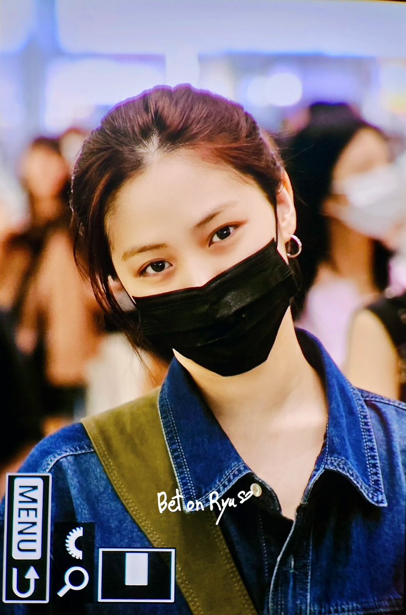 betonryu_srj's tweet image. 250719 ICN 상해가쟈~ 

#ITZY #있지 #RYUJIN #류진
@ITZYofficial